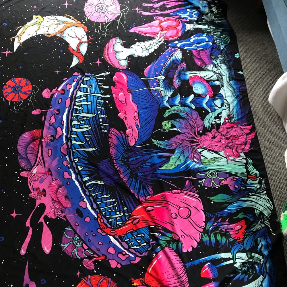 Psychedelic Jellyfish Tapestry - Neon Pink & Blue